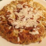 Tavada Kaşarlı Patatesli Yumurta tarifi