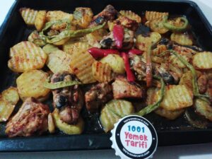 Fırında Tavuklu Patates Tarifi