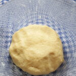 Ispanaklı Pırasalı Peynirli Börek Tarifi fotoğraflı anlatım