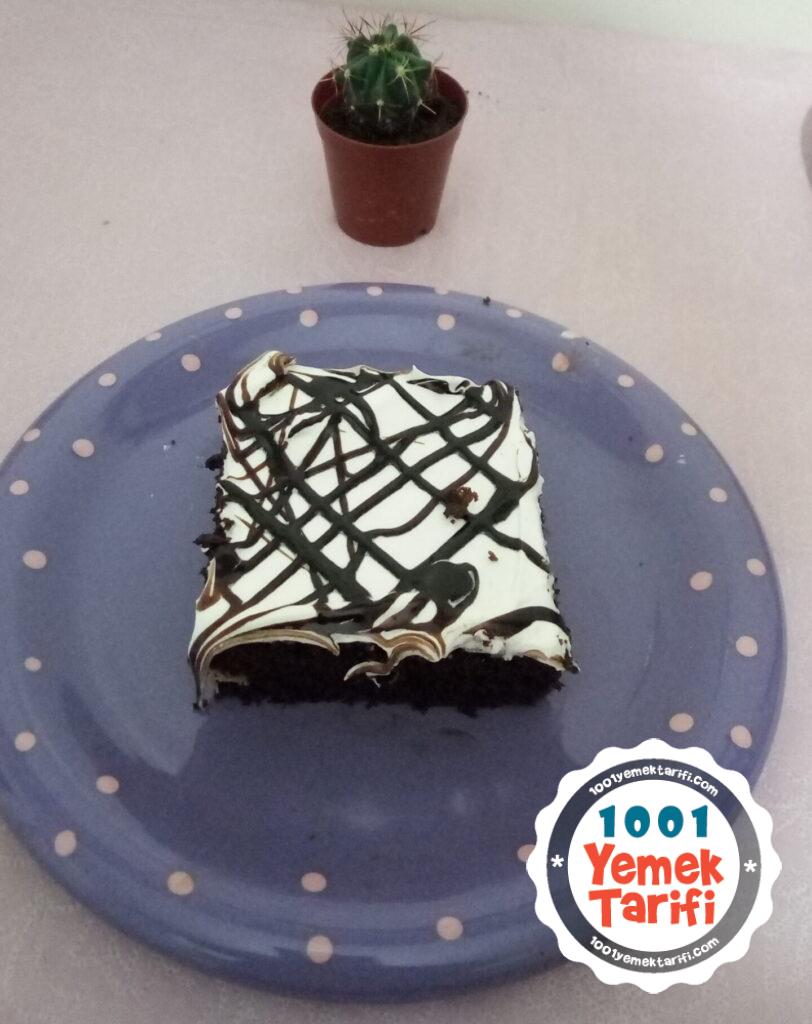 Ev Yapımı Çikolatalı Pasta Tarifi