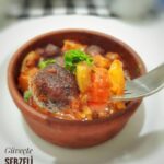 Fırında Güveçte Sebzeli Köfte Tarifi