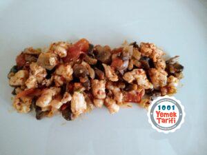 mantarlı ve tavuklu börek tarifi nasıl yapılır