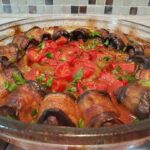 Köfteli Patlıcan Sarma Yemeği Tarifi