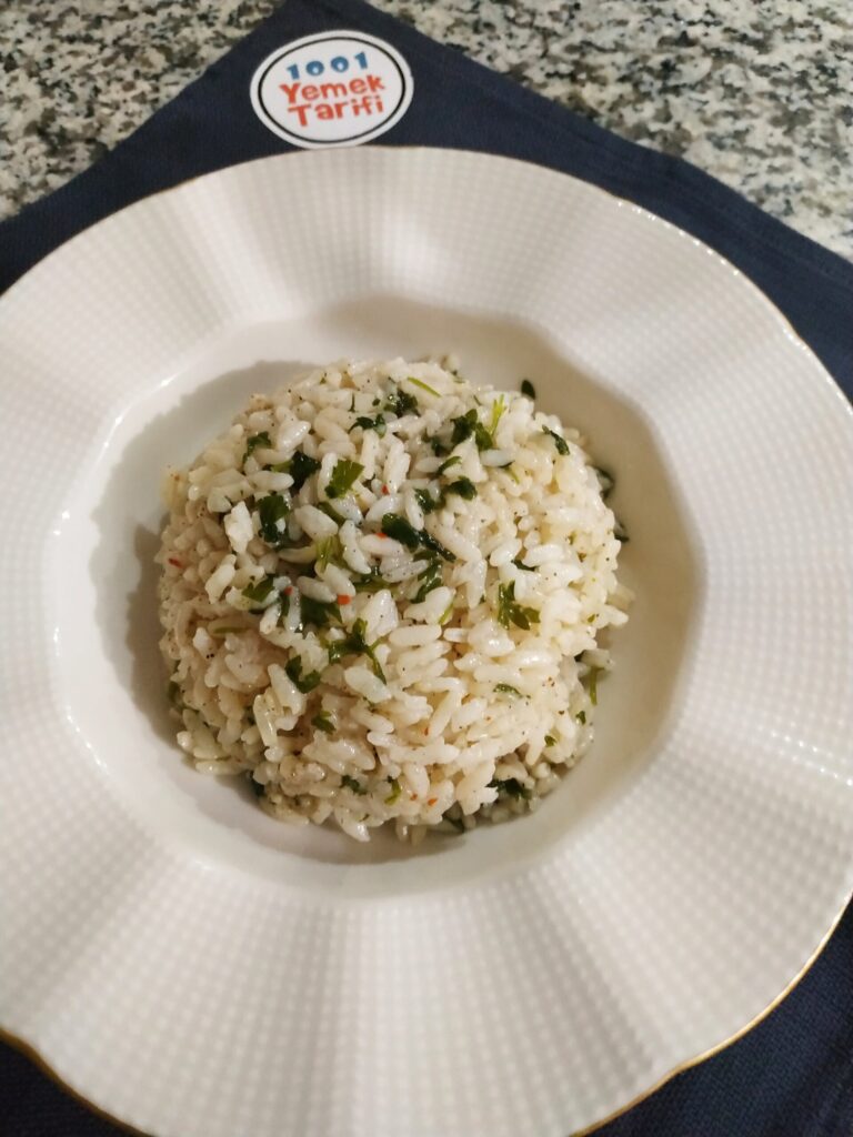 Maydanozlu Pirinç Pilavı nasıl yapılır