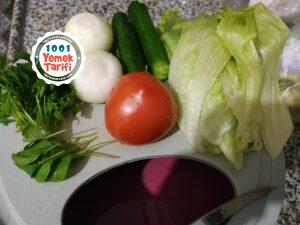 Lokanta Usulü Karışık Salata Tarifi