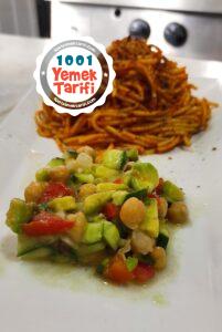 Avokado Salatası tarifi