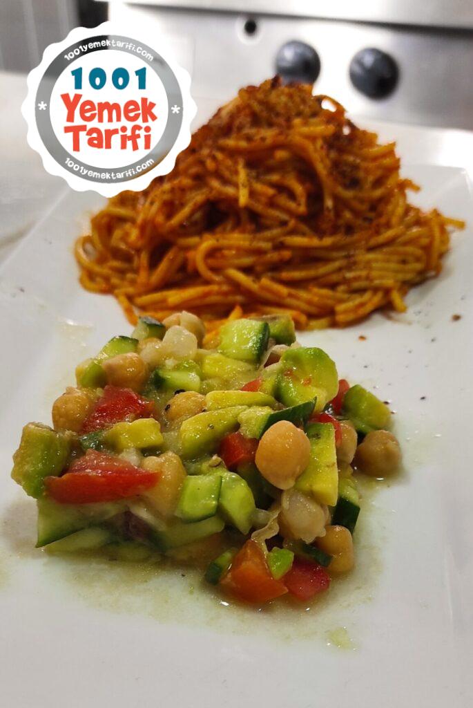 Avokado Salatası tarifi