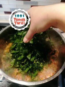 Bulgurlu Ispanak Yemeği tarifi