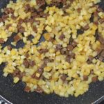 Kahvaltılık Patatesli Sucuklu Omlet