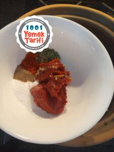 Güveç sosu için malzemeler