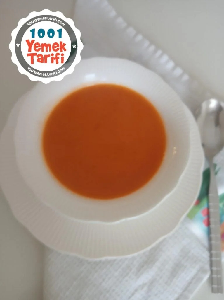 Sütlü Domates Çorbası Tarifi