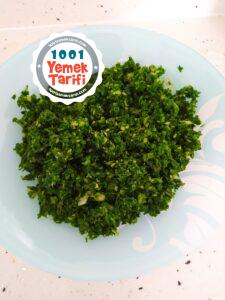 Ispanaklı Börek Tarifi (Çiğ Malzemeden)