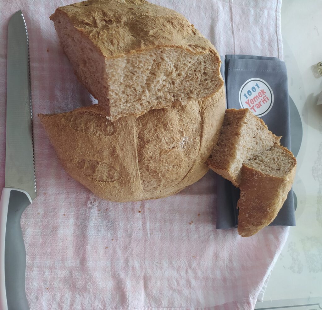 Kepekli Tam Buğday Unlu Ekmek Tarifi