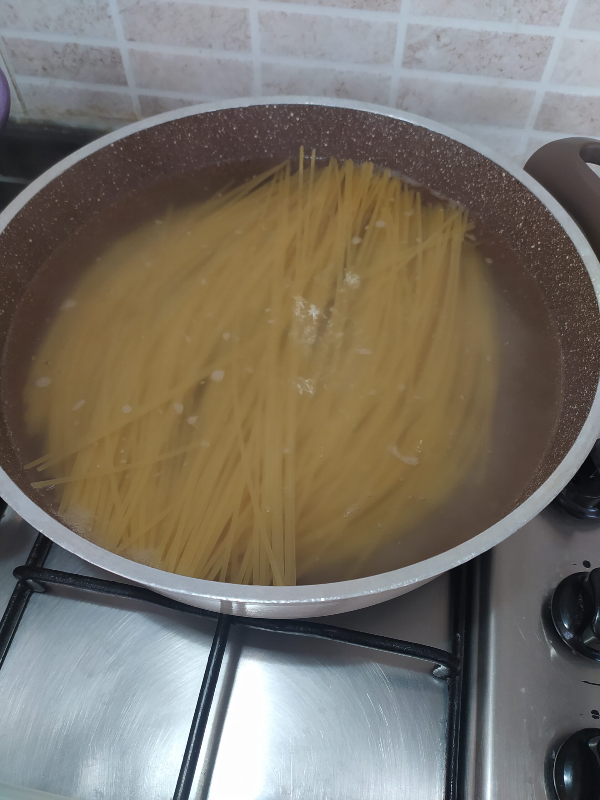 Salçalı Spagetti Makarna Nasıl Yapılır