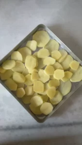 Fırında Sebzeli Uskumru Balığı Tarifi