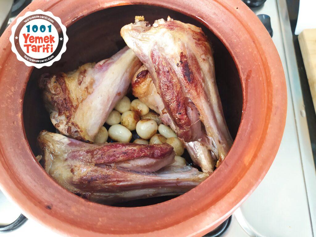 Güveçte Kuzu nasıl yapılır