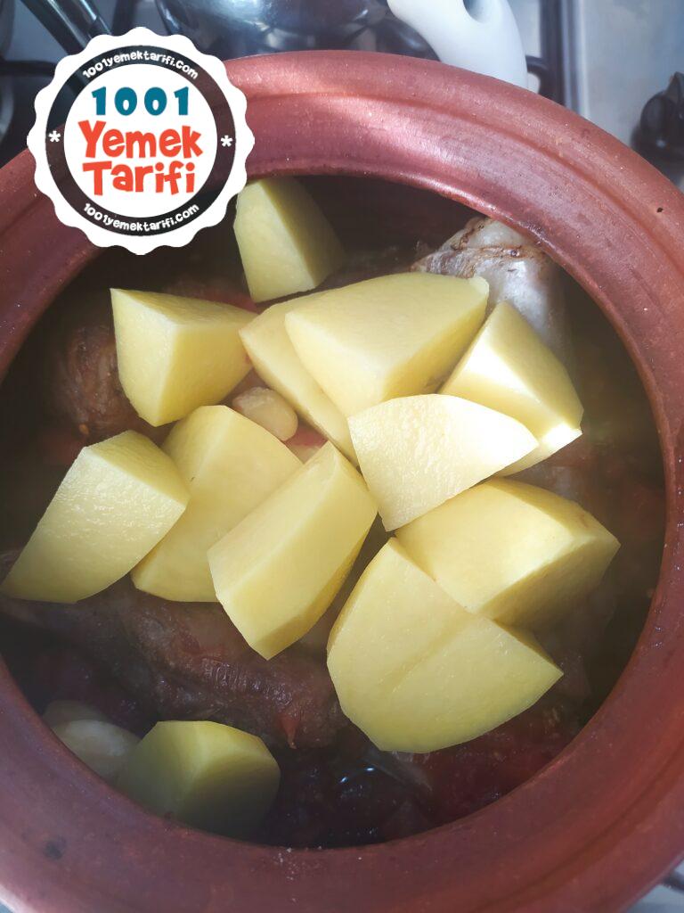 Güveçte Kuzu nasıl yapılır