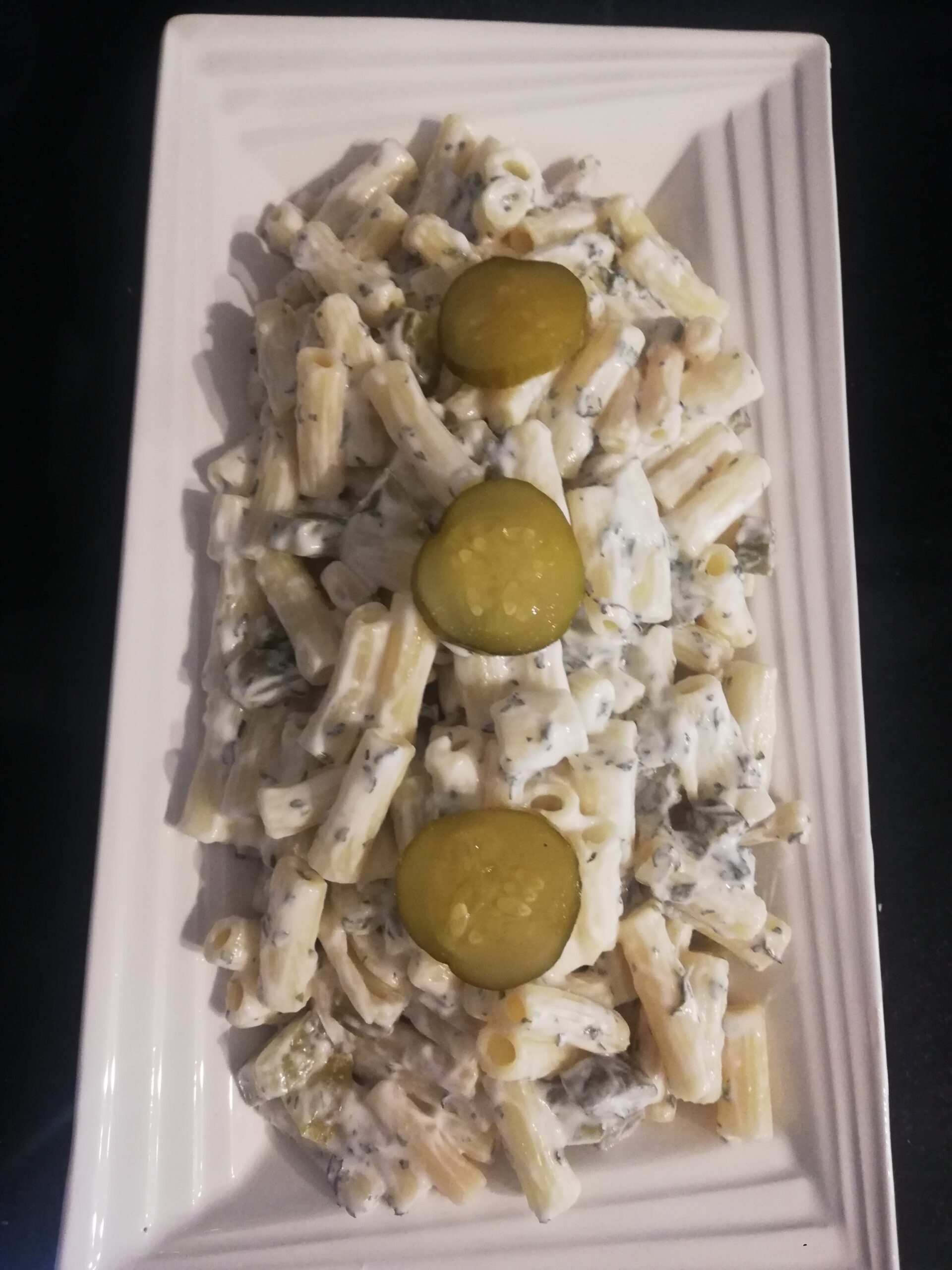 Makarna salatası