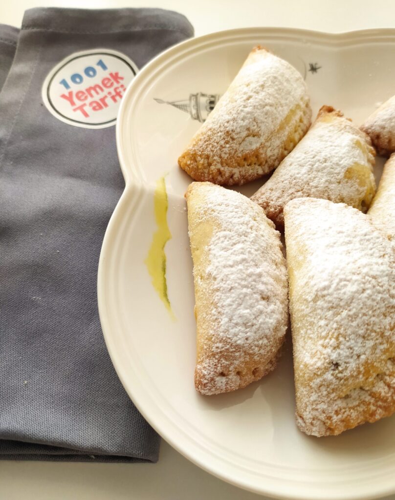 Elmalı Kurabiye Nasıl Yapılır