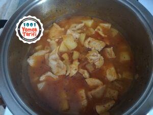 Patatesli Tavuk Nasıl Yapılır