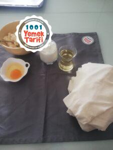 Hazır Yufkayla Peynirli Börek Tarifi