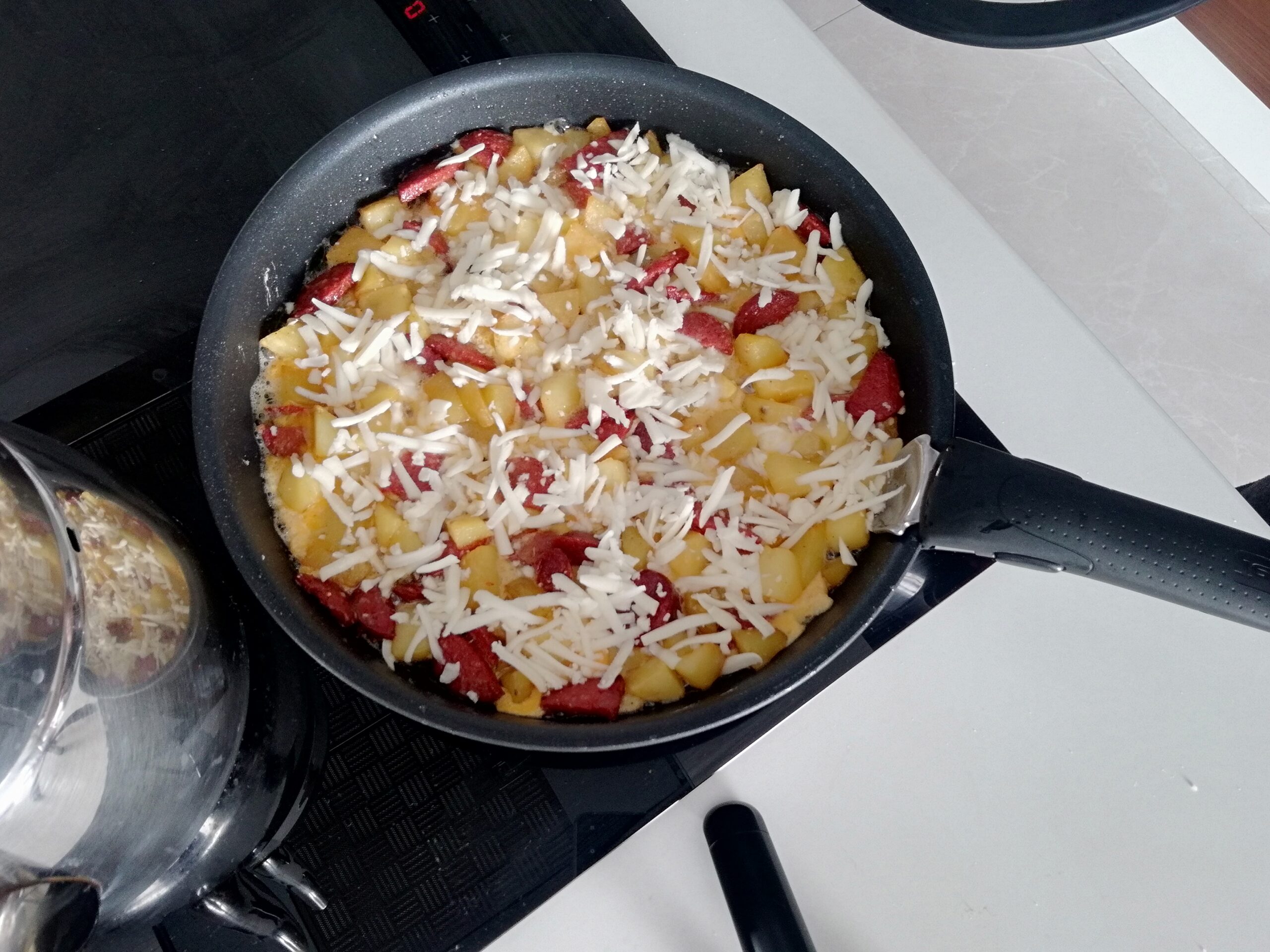 Tavada Patates Pizzası Nasıl Yapılır