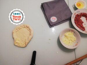 Kıymalı Pide yapımı