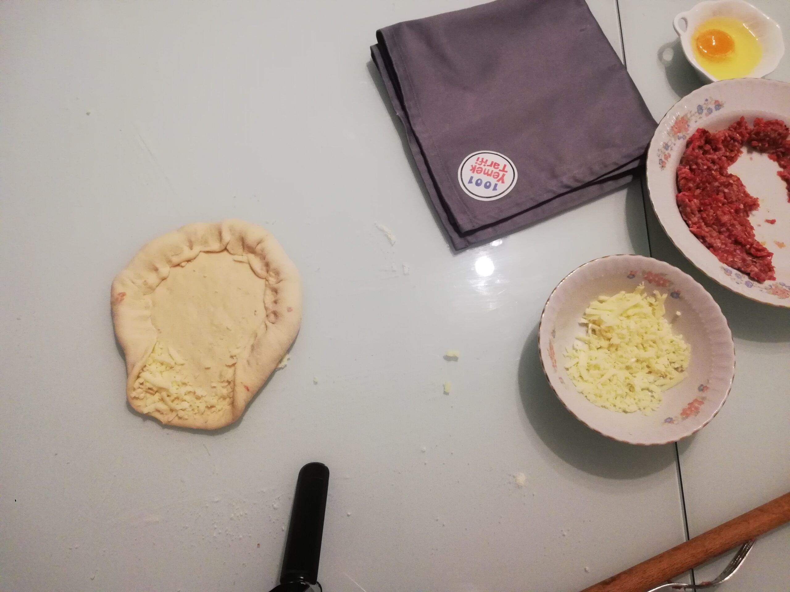 Kıymalı Pide yapımı