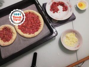 Kıymalı Pide nasıl yapılır