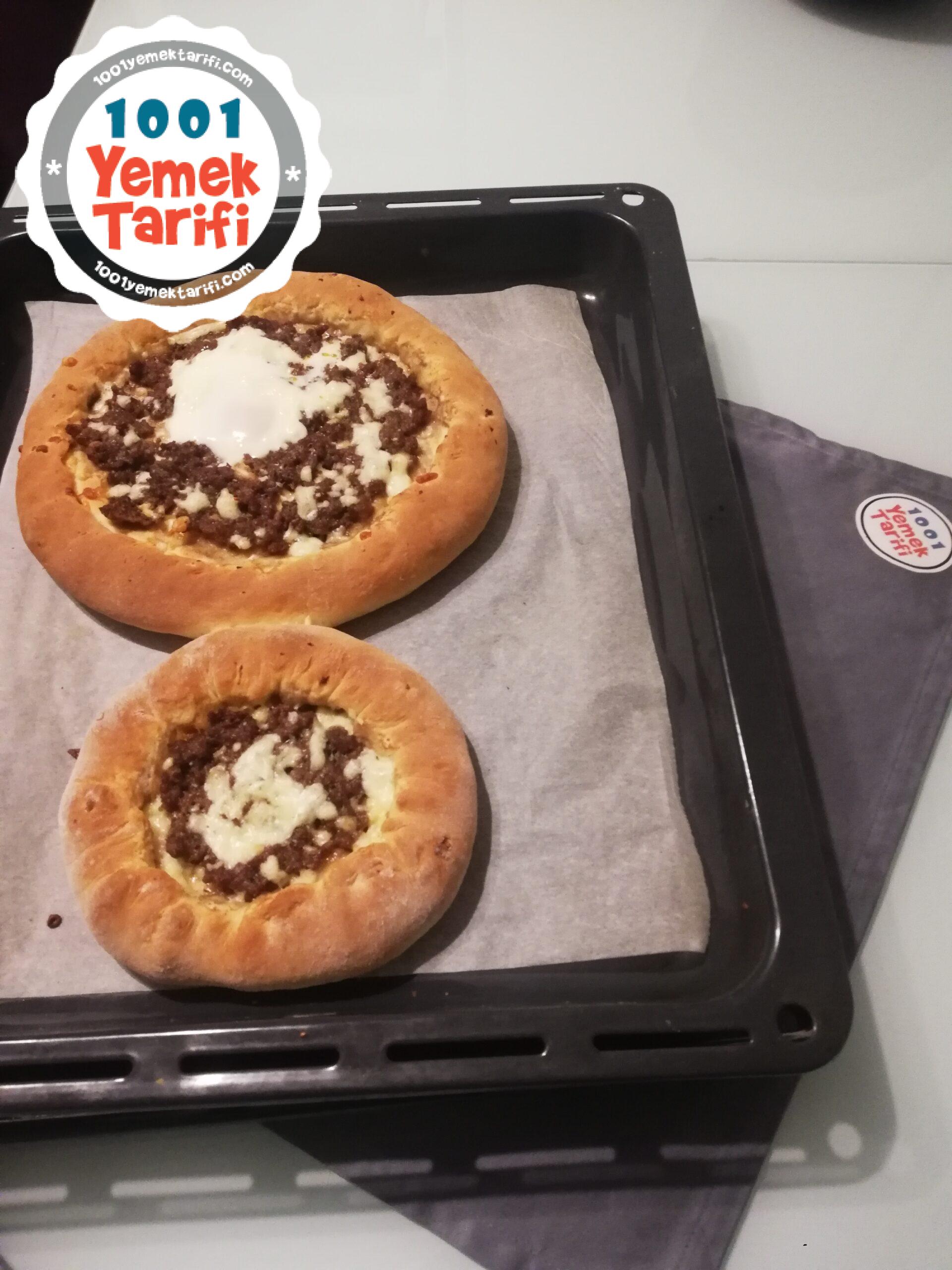 Yumurtalı Pide