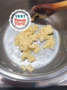 Etli Şehriye Çorbası Nasıl Yapılır