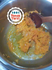 Etli Şehriye Çorbası