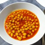 Güveçte Etsiz Nohut Tarifi