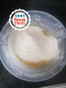 Kolay Pizza hamuru tarifi