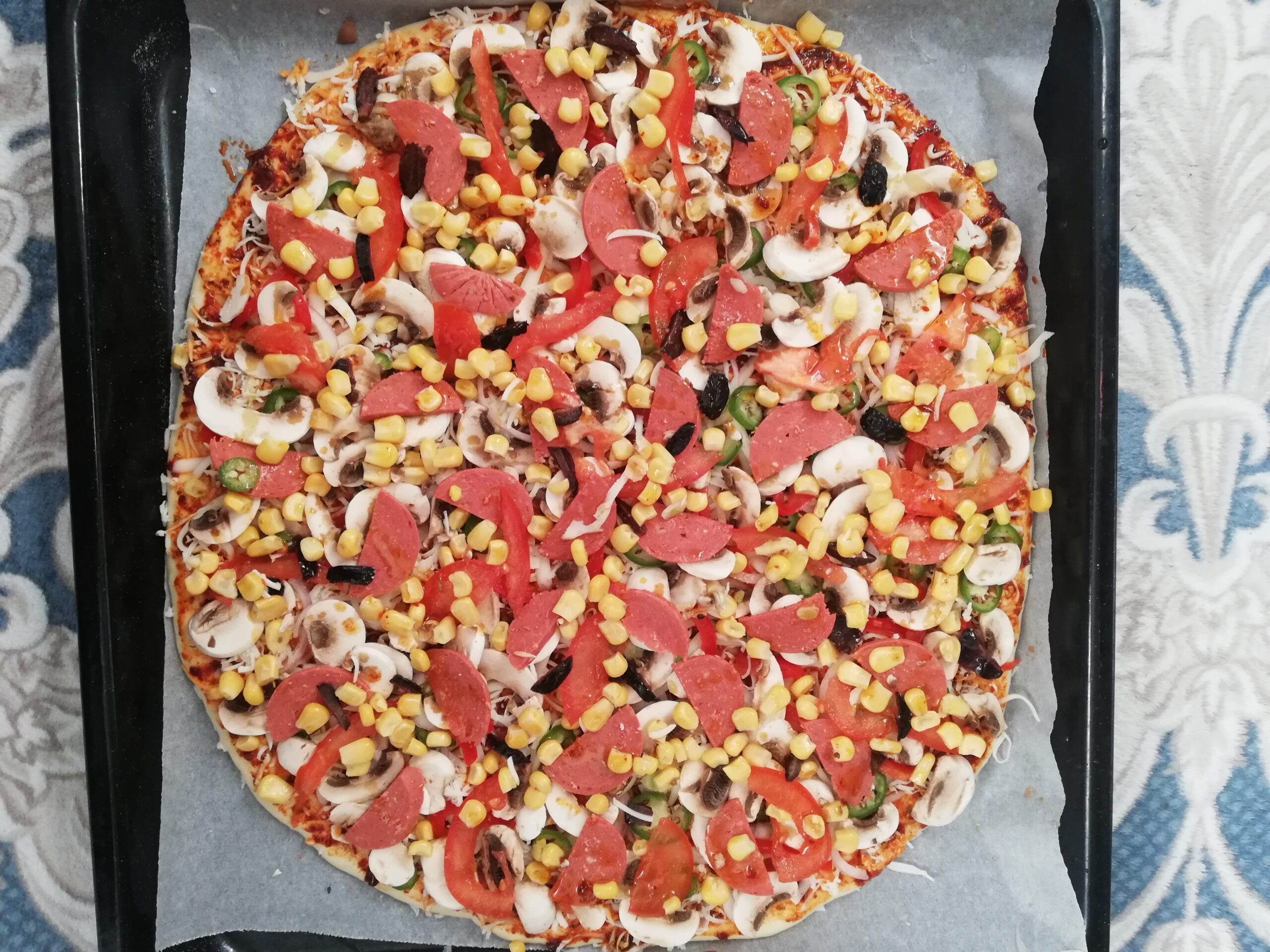 karışık pizza tarifi