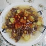 İlikli Kemikten Patatesli Nohutlu Yemek