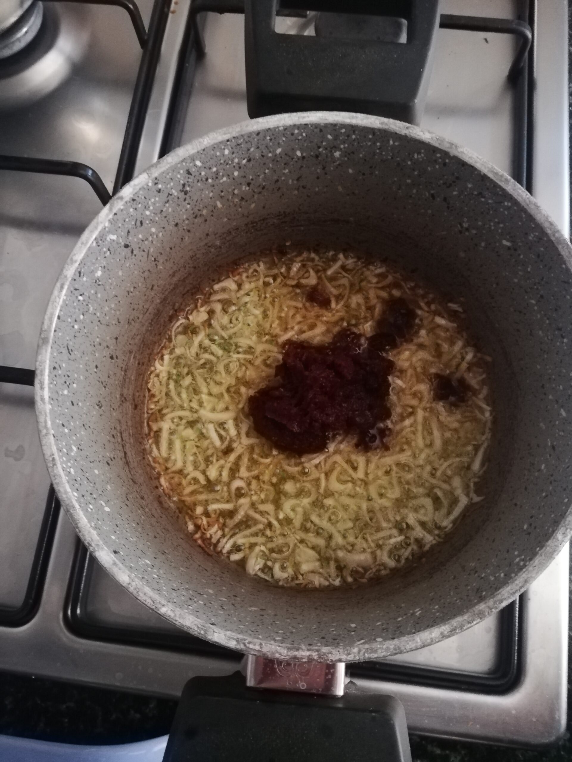 Soslu Spagetti Makarna