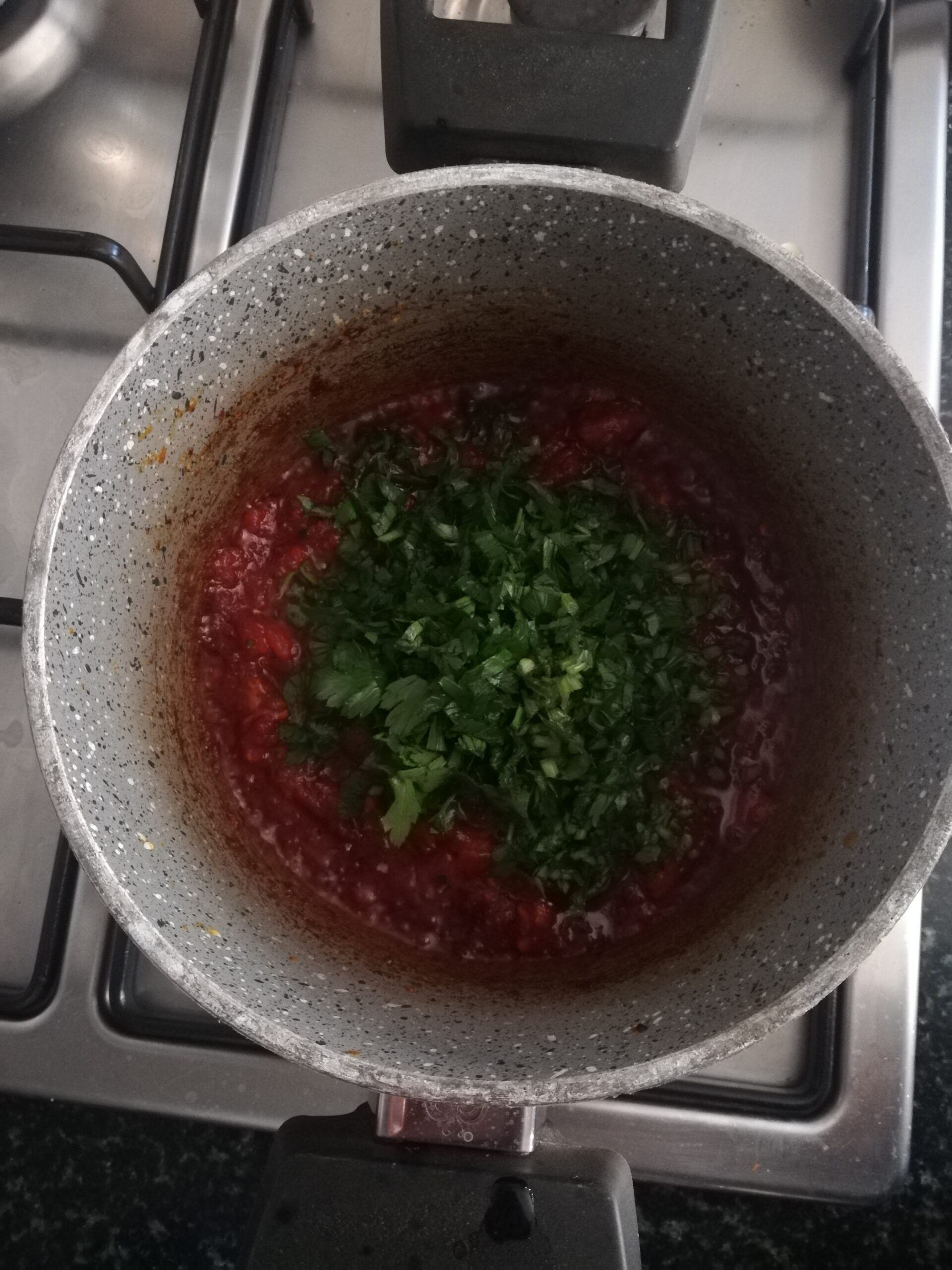 Soslu Spagetti Makarna