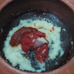 Güveçte Sucuklu Kuru Fasulye Tarifi