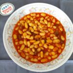 Güveçte Sucuklu Kuru Fasulye