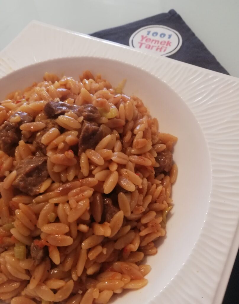 Etli Şehriye Pilavı