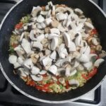 Tavuklu Mantar Sote  tarifi