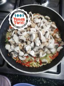 Tavuklu Mantar Sote tarifi