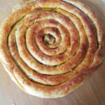 Ispanaklı Peynirli Çarşaf Böreği