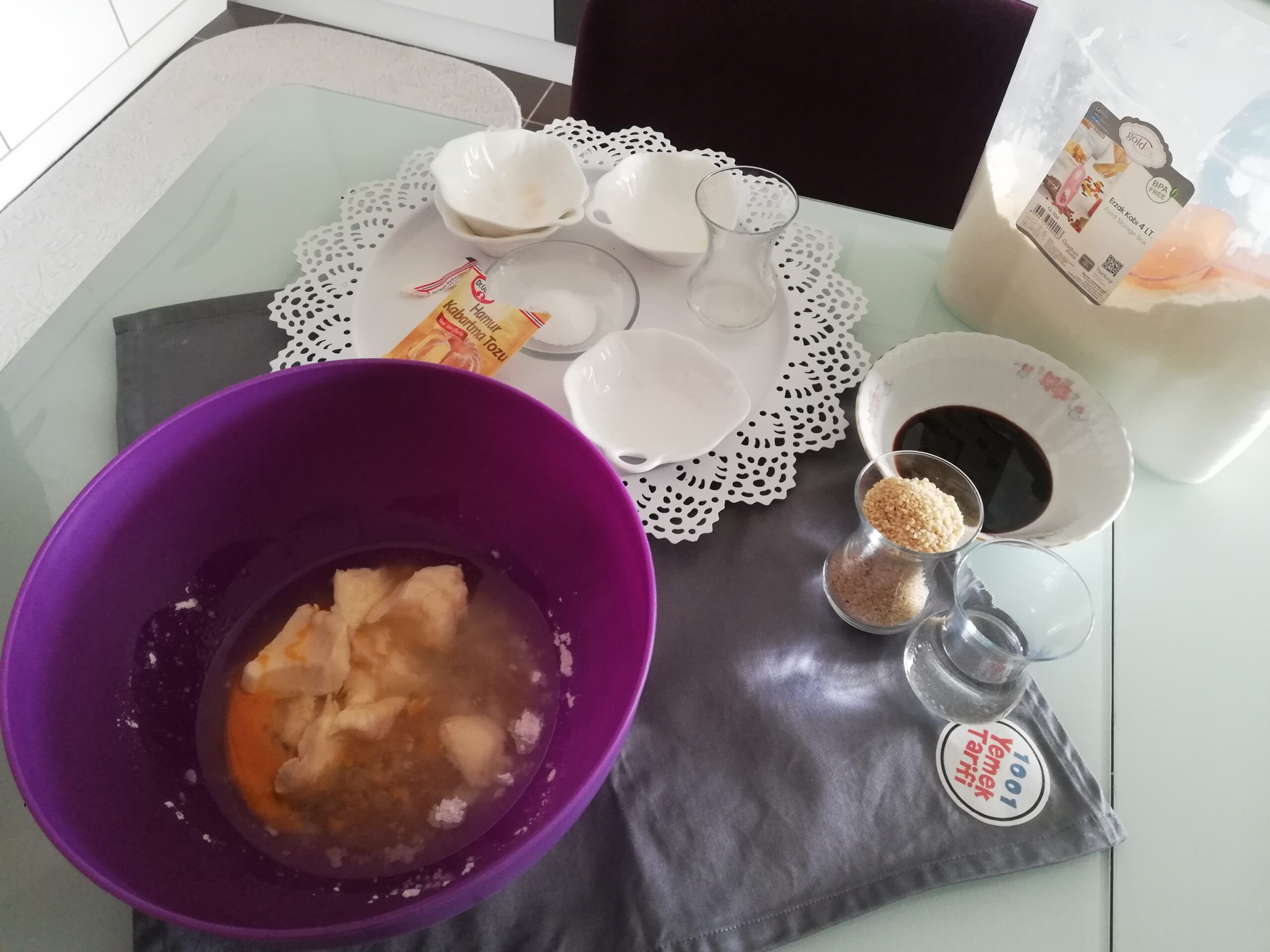 Susamlı Kurabiye Nasıl Yapılır