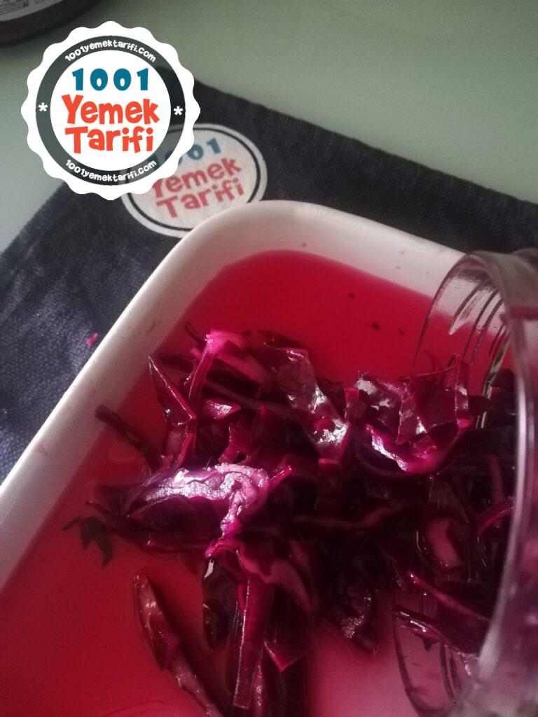 Kara Lahana Turşusu Tarifi