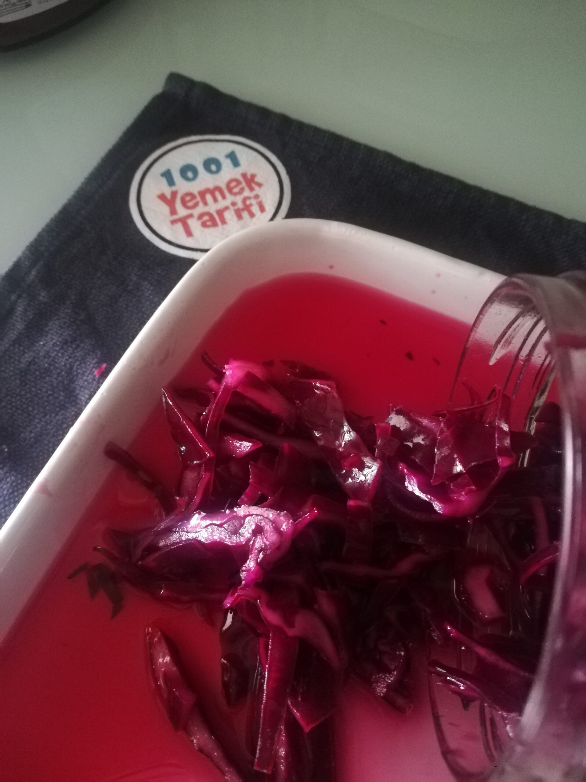 Kara Lahana Turşusu Tarifi