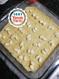 Şam Balı İrmik Tatlısı Tarifi