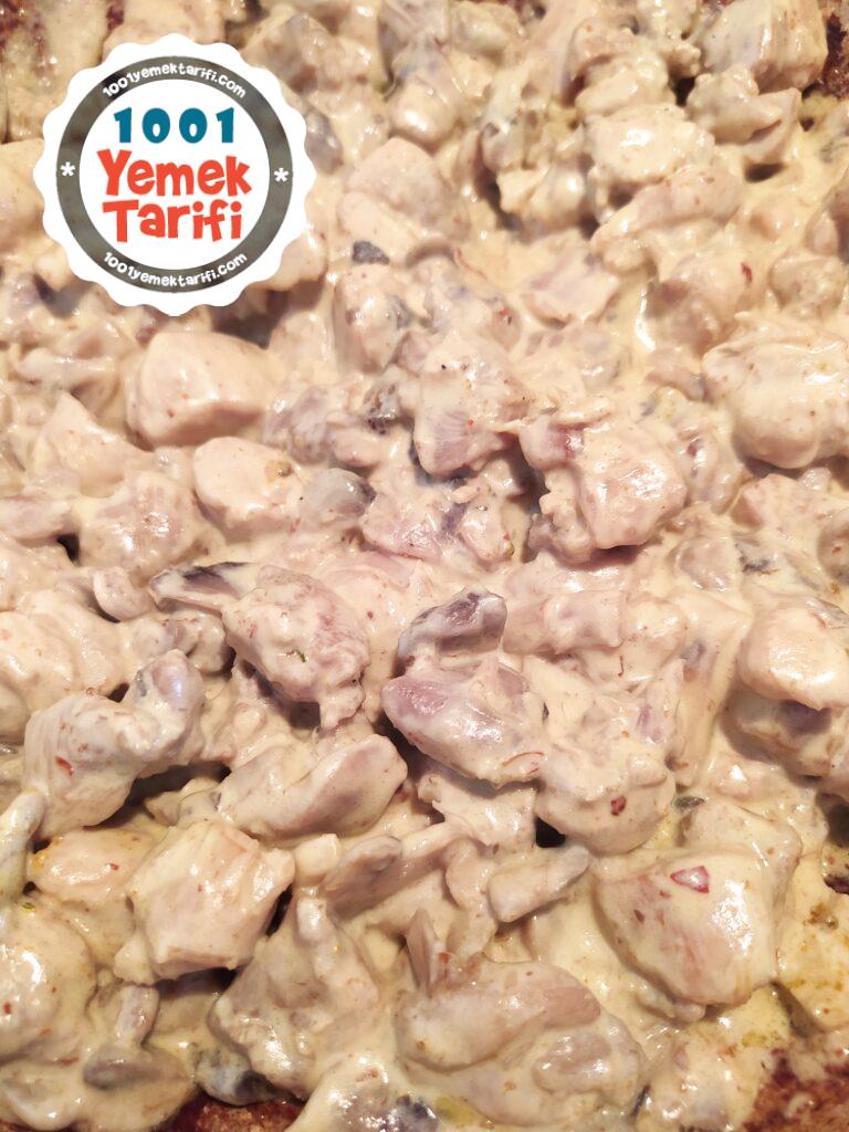 Kremalı Mantarlı Tavuk Tarifi