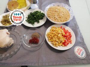 Tavuklu Şehriye Salatası | Videolu Anlatım